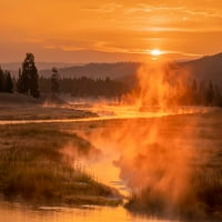 Rijeka MADISON u Sunrise-Yellowstone Nacionalni park-Wyoming Poster Print - Adam Jones