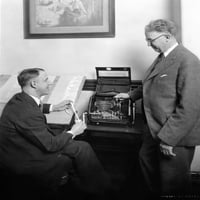 Brokeri sa novim Bogiranjem Book u maju 1929. CSU Archiveseverett History Collection